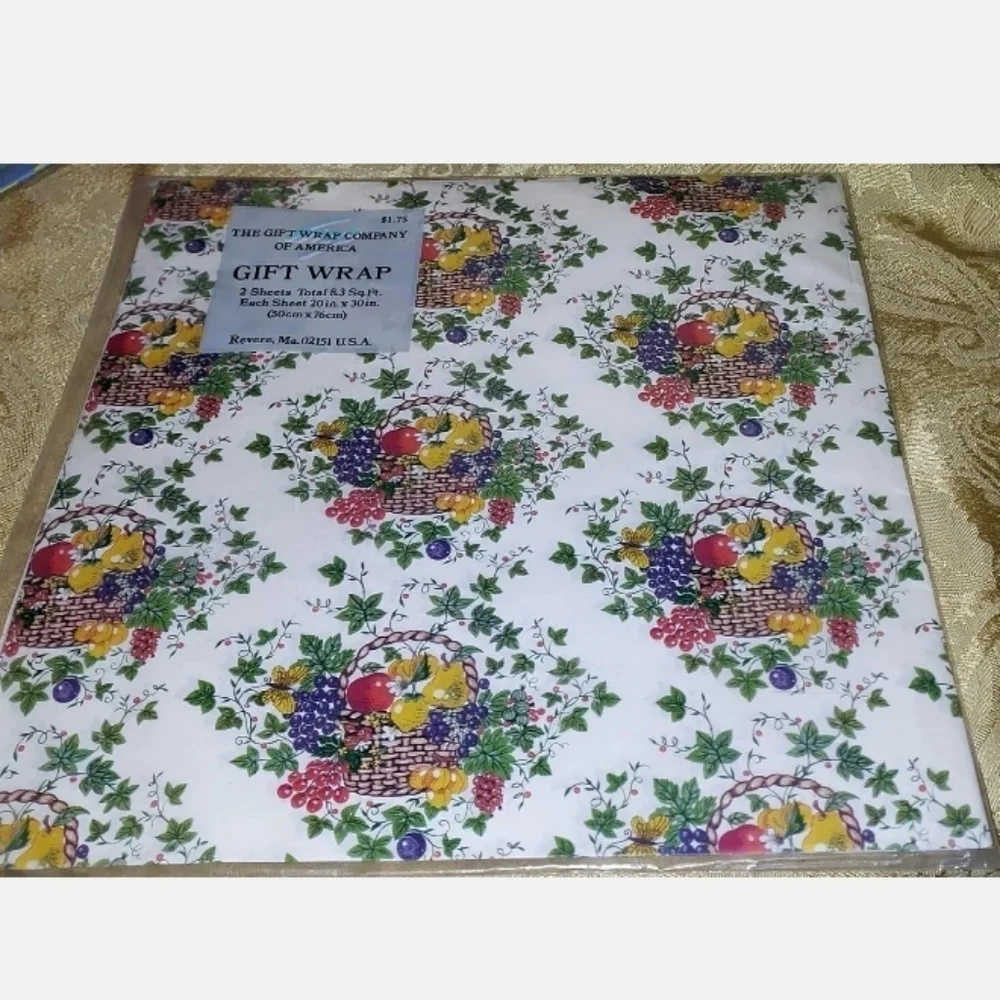 VINTAGE The Gift Wrap Company Of America Happy Birthday Wrapping Child Bears NEW